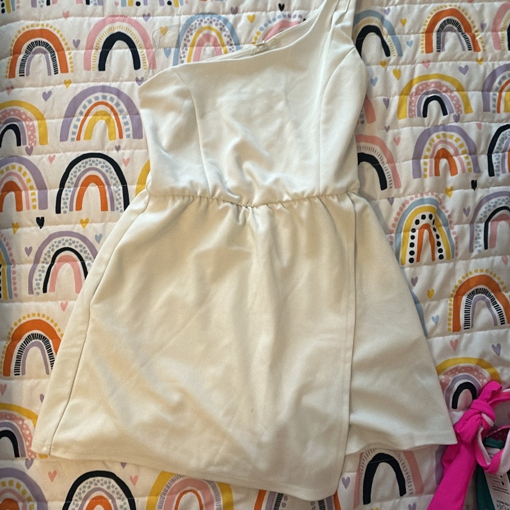 Elegant Cream One-Shoulder Dress